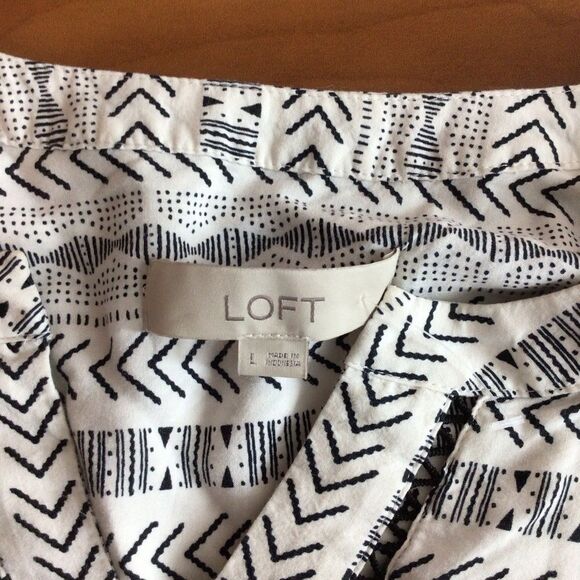 Women’s Loft Geometric Print Peasant Top Size‎ Large - Picture 8 of 8